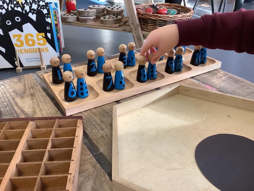 MrsAEYFS's tweet photo. The difference when you provide a range of open-ended resources rather than a ‘task’. This pupil placed the peg dolls in the ten frame (one per sq) but then found their ‘sister’. She was counting, sorting and grouping them whilst telling a narrative from her imagination. https://t.co/6zPQW6qoKn