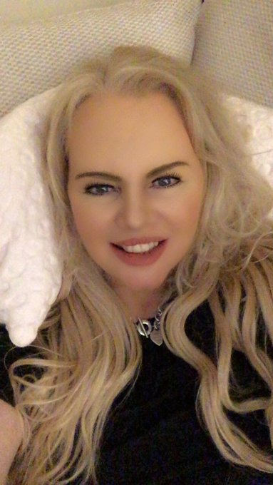 Looking for Stepsons to Film with, DM message me on here or my Instagram  ~#Stepmum_Nicolette39 https://t<a href="/tag/stepmum_nicolette39"class="tags"><span>#stepmum_nicolette39</span></a>