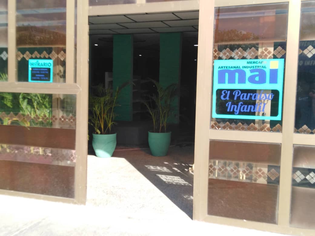 Se trabaja en acciones constructivas en el MAI Paraíso Infantil del municipio cabecera. <a href="/BetsyDazVelzqu2/">Betsy Díaz Velázquez</a> <a href="/GriselAvila13/">Grisel Avila</a>
#SanctiSpíritus #Cuba #CubaViveYCelebra #CubaViveYRenace