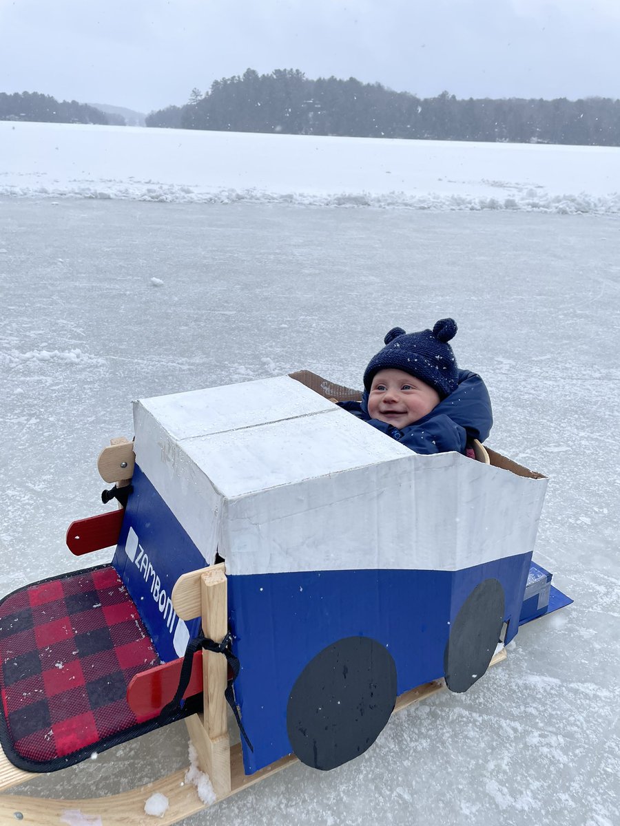 nroots19's tweet photo. Future David Ayres #cutestEBUG #hockeyday @hockeynight @Davidayres901 @KGermainJR https://t.co/bv3Dw9jizb