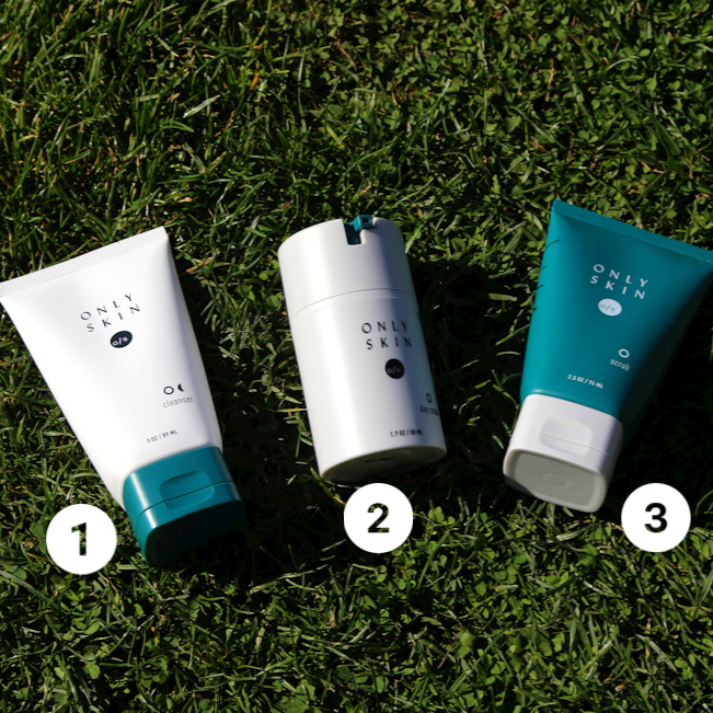 OnlySkinCo's tweet photo. What's your 2022 skincare goals? Our Essential Kit offers an easy start you can add into your existing daily routine.⏰ 

1.) Cleanser: clears off dirt, oil, sweat w/o drying skin 
2.) Day Cream: moisturizes skin for a refreshed feeling
3.) Scrub: exfoliates build up of pores https://t.co/Ix0eOIbhyx
