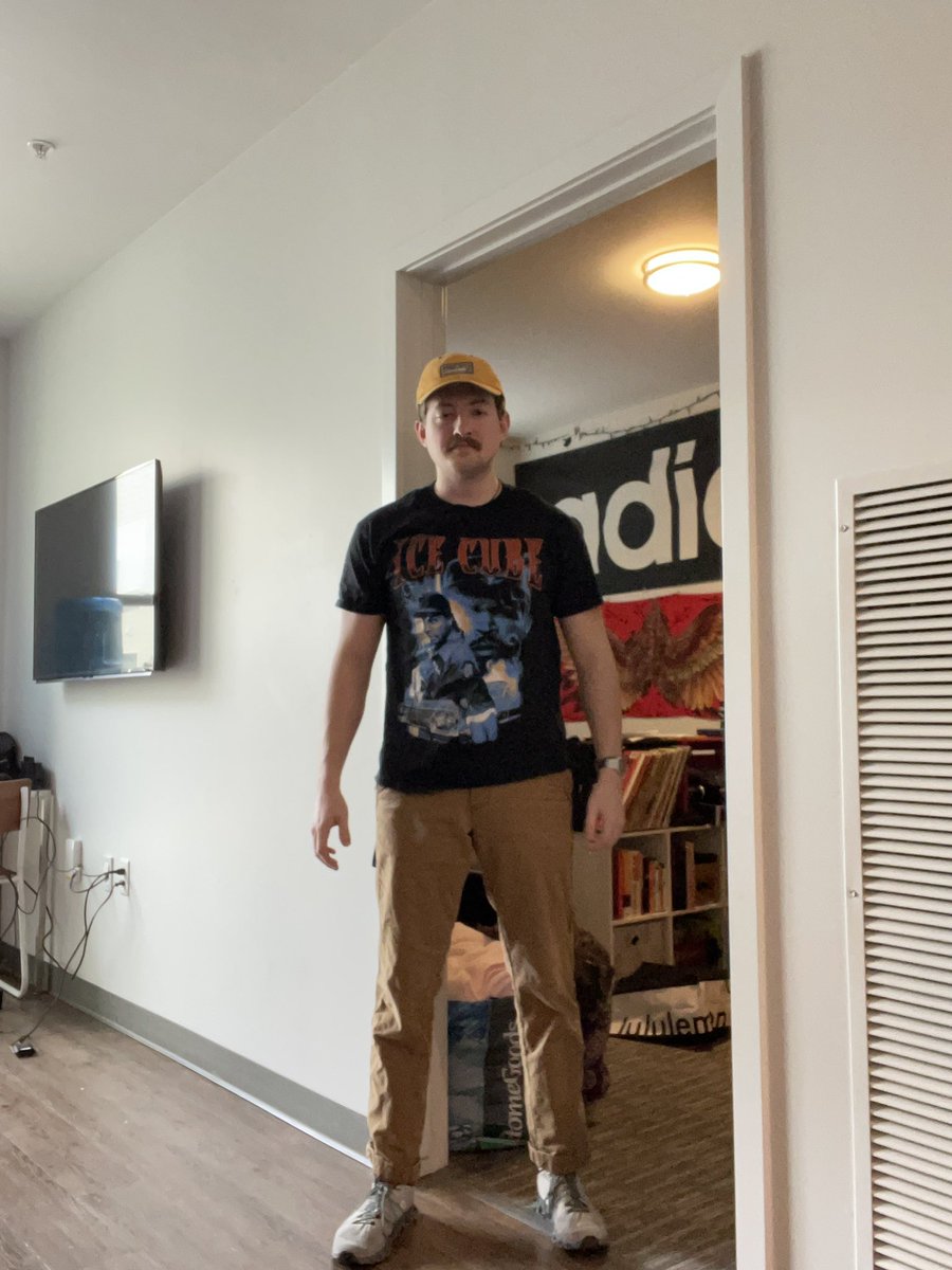 awilsonfromne's tweet photo. Piper is leaving today rate my depression fit https://t.co/ouCWzAnaFU