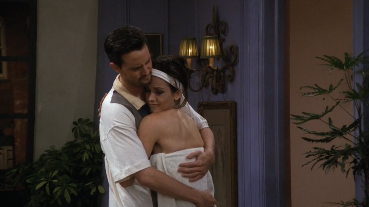 wdwruffalo's tweet photo. "the classic sign of love, the hug" - phoebe buffay https://t.co/3NyTsDvds7