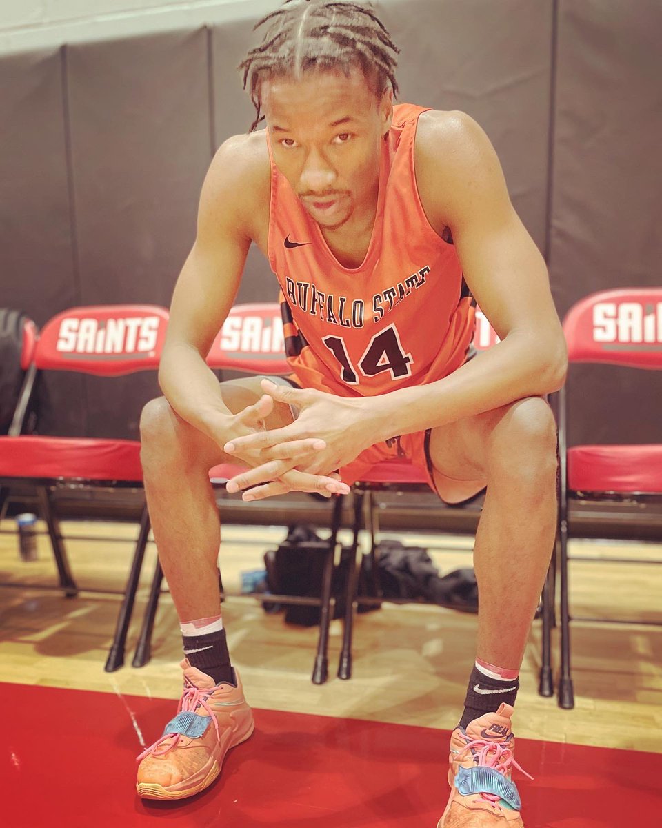 Buffalo State College Basketball tweet media