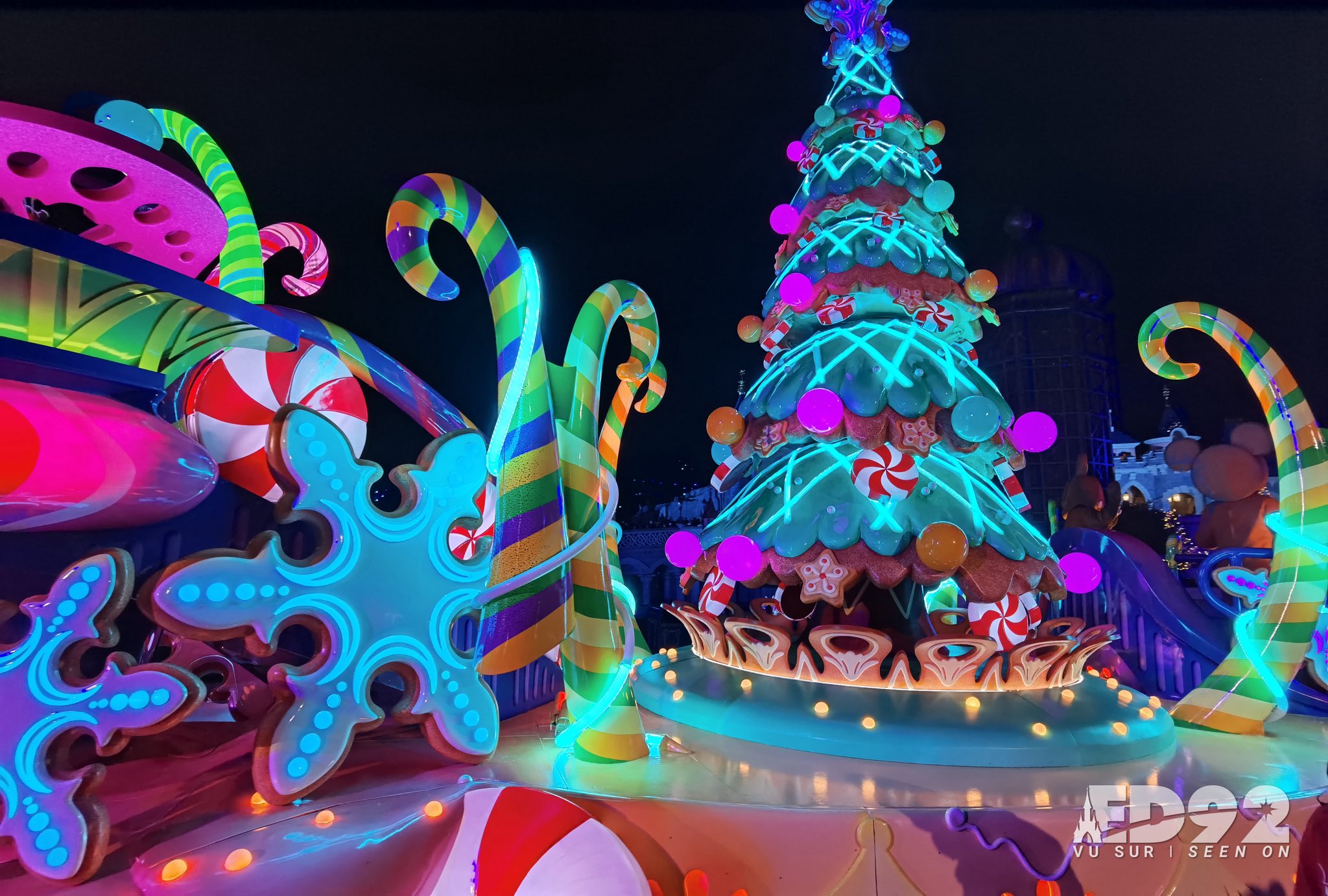 2022 Christmas Parade Form Ed92 On Twitter: "Mickey's Dazzling Christmas Parade At Night 🌙 ✨  Https://T.co/A5Emhknqba" / Twitter