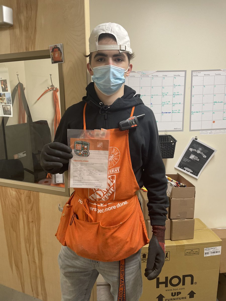 Thanks sooo much to Rigo for helping knock out RDC that showed up late on the holiday weekend! And thanks to Sam for braving the cold and working a long shift to help us cover the lot! <a href="/Nairobi75819619/">Nairobi</a> @Lisa78840187 <a href="/Damien1975HD/">Damien Madden</a>