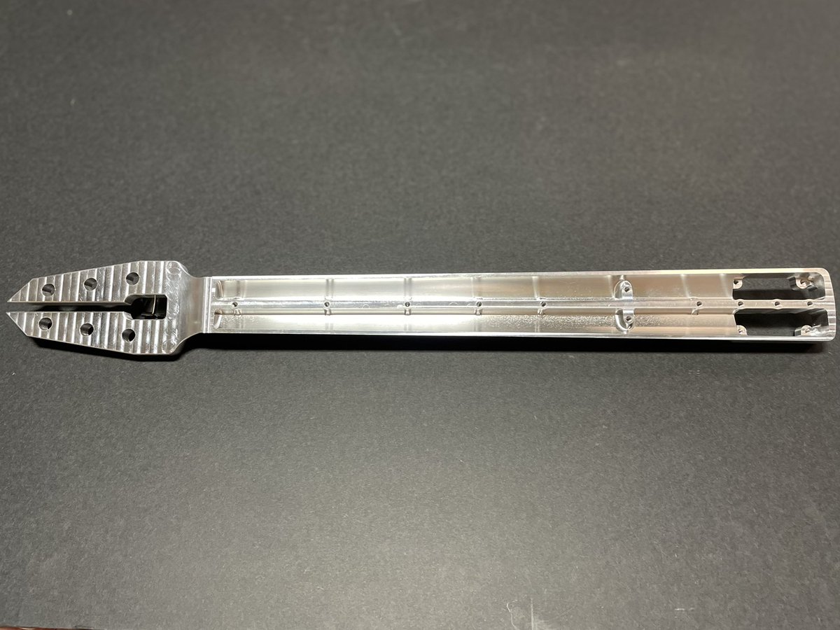 Vineburg's tweet photo. Some custom made products we have had on the design board. #guitar #knives #custom #cnc #5axis #machining #3dmodeling #makingchips https://t.co/hvUI3cSuq3