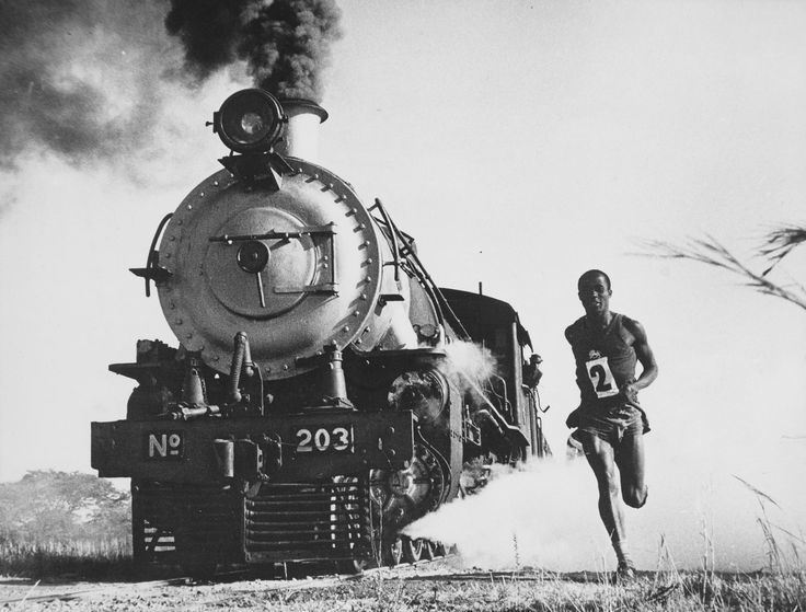 AfricaFactsZone's tweet photo. In 1968, Zimbabwean Long Distance Runner, Mathias Kanda competed with a train and won during training. https://t.co/kTQoXvznNf