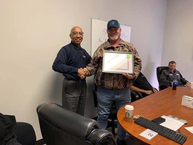 SunStateIntl's tweet photo. The holidays may be over but we continue to celebrate our employees. Thank you for your support, hard work and dedication to this business. #thankyou #sunstate #floridajobs #diesel
Jody Hicks 25 years
Jay Velez 10 years
John LeFebvre 5 Years
#trucking #truckingindustry https://t.co/5vskiZjrC5