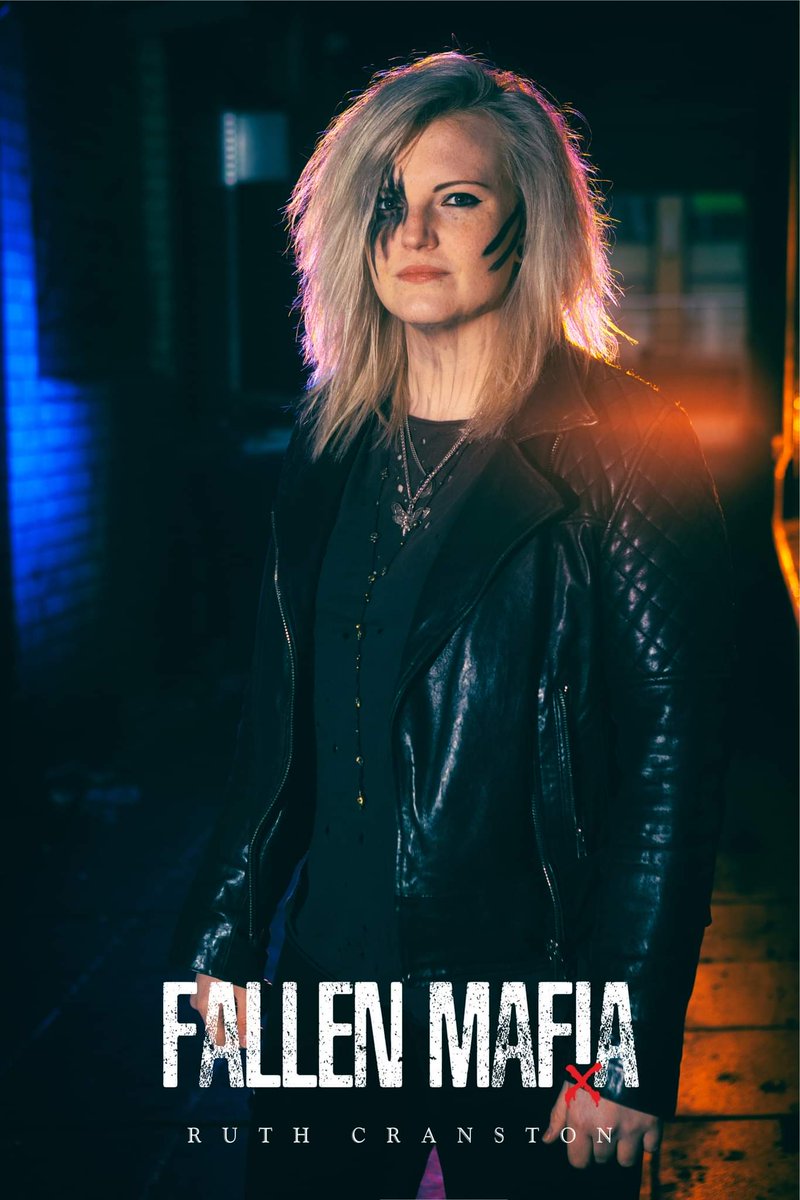 FallenMafia's tweet photo. We're very excited to introduce you lovely lot to Ruth! 

She brings a wealth of experience and will be a fantastic addition to the band on lead guitar! 

2022, let's be having it! 

📸: Darklight Device 
 
#FallenMafia #2022 #guitarist https://t.co/m6LwTdc4Sl