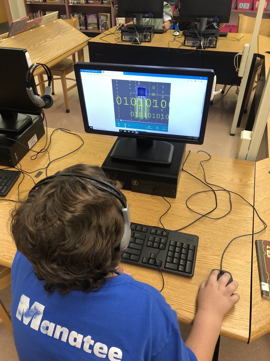 ManateeESMedia's tweet image. We finally finished our Hour of Code Rotations and did our students love it!!! #lovemylibraryPBCSD #hourofcode