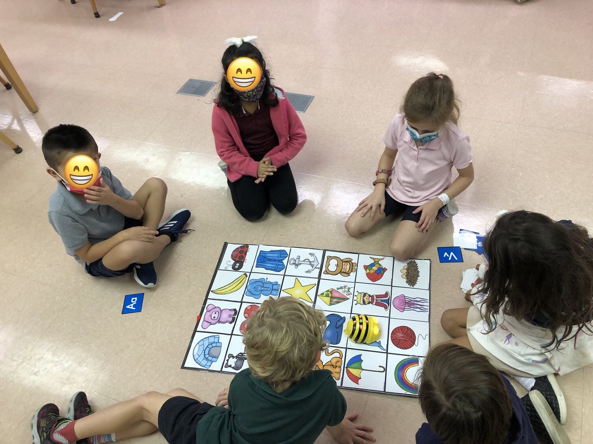 ManateeESMedia's tweet image. We finally finished our Hour of Code Rotations and did our students love it!!! #lovemylibraryPBCSD #hourofcode