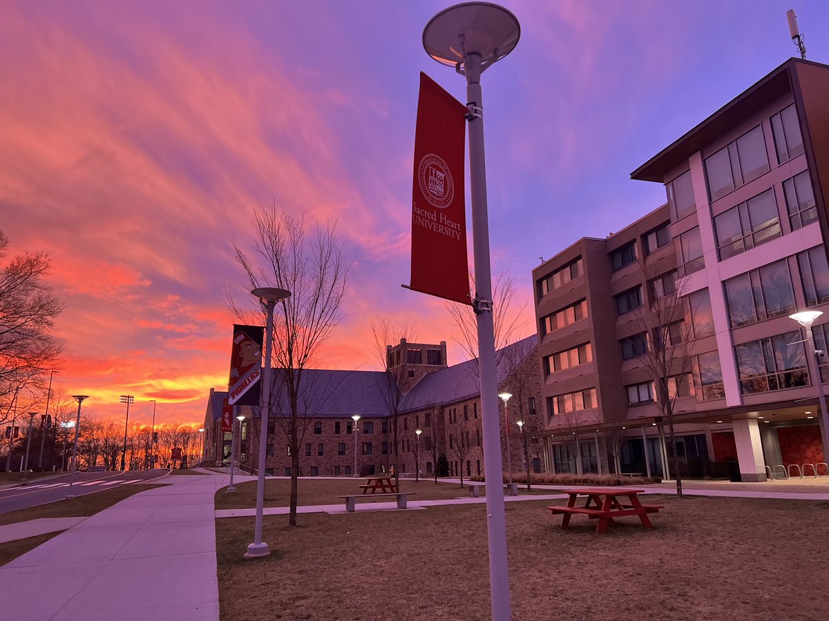 Sacred Heart University tweet media