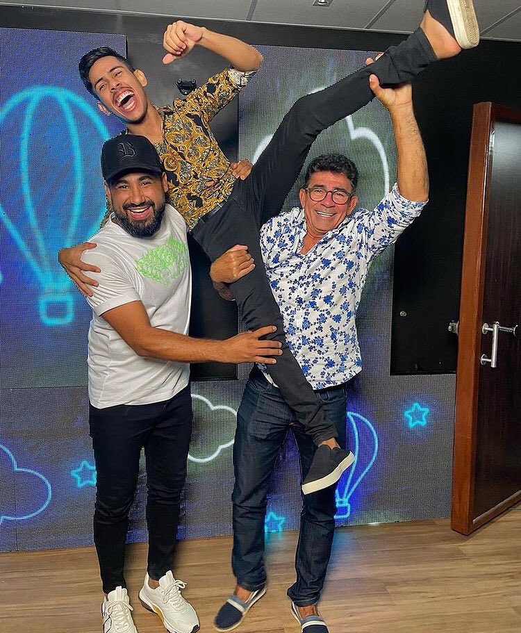 BassCariri's tweet photo. eu amo #OucamVoceSoMeUsou https://t.co/tmRL8R4JSy