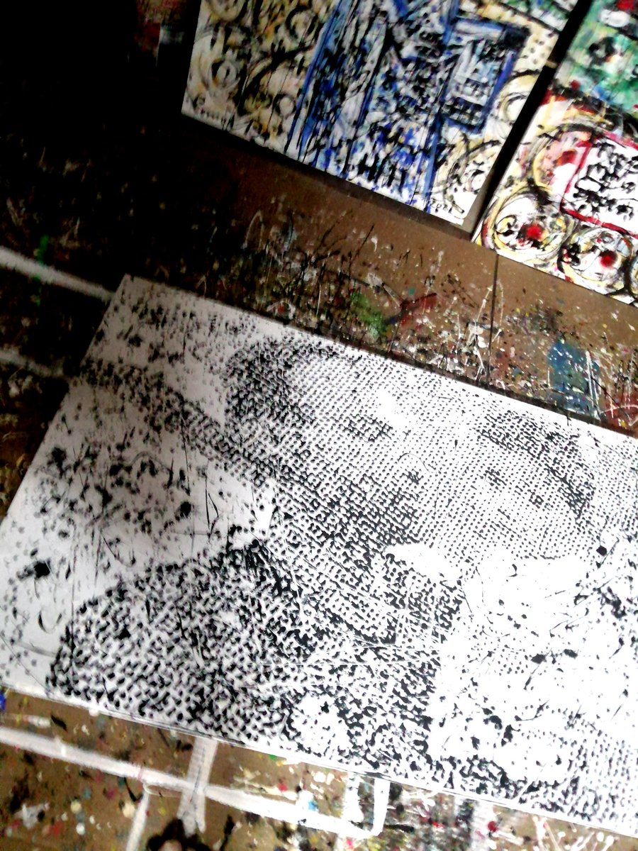 conradbo's tweet photo. Conrad Bo Superblur creates some of the most complicated art in the world. He achieves this by reading a lot, using the Manifesto's of Superblur, Superstroke, Hybridpointillism, he also includes Mathematical Equations etc on his Art.
#conradbo #complicatedart #superblur https://t.co/oKTMTfLkBM