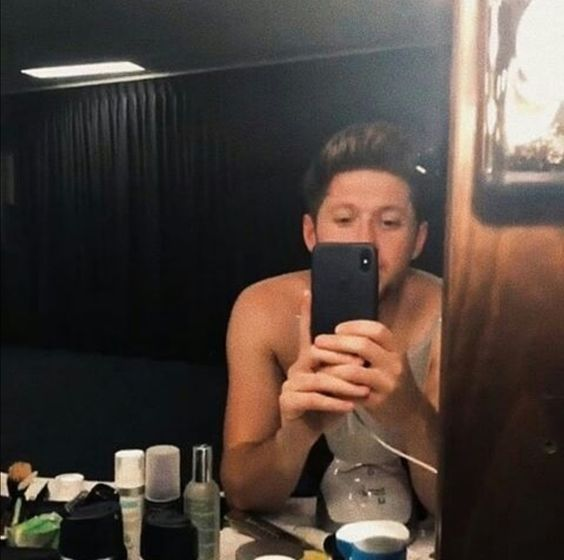 safe niall. (@niallcomf) on Twitter photo 