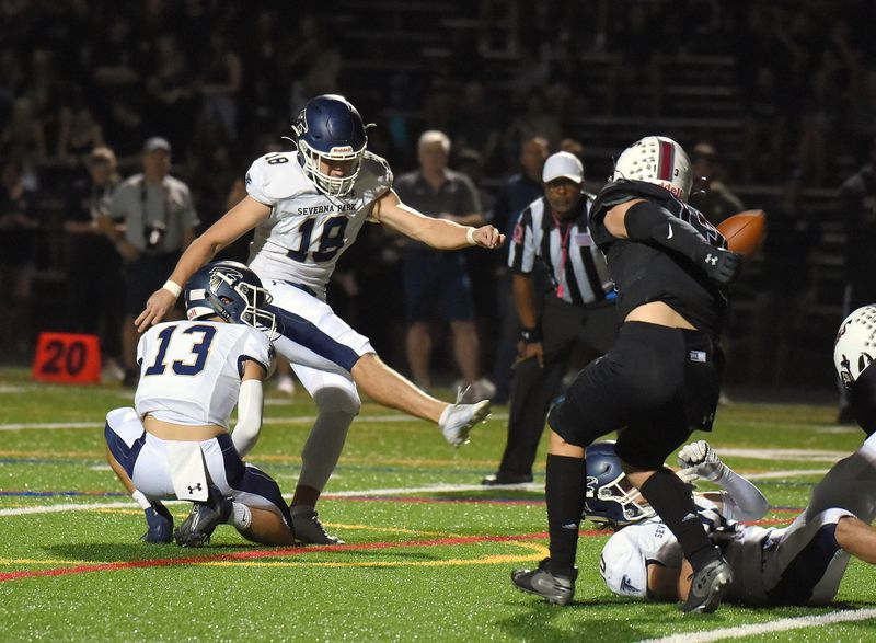 katfominykh's tweet photo. Anne Arundel's best and brightest took football to new heights this season. See who the @AACapitalSports selected to the Football All-County First and Second Team: https://t.co/y2n42kNjdJ https://t.co/7WPhIQWWYn