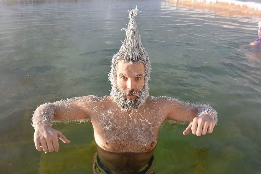 AlexandraLSmit2's tweet photo. Canada’s annual hair-freezing contest. https://t.co/2t6Rc0H1ox