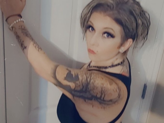I'm online right now on SkyPrivate - pay-per-minute system for Skype live shows. Call me right now in<a href="/tag/skype"class="tags"><span>#skype</span></a>