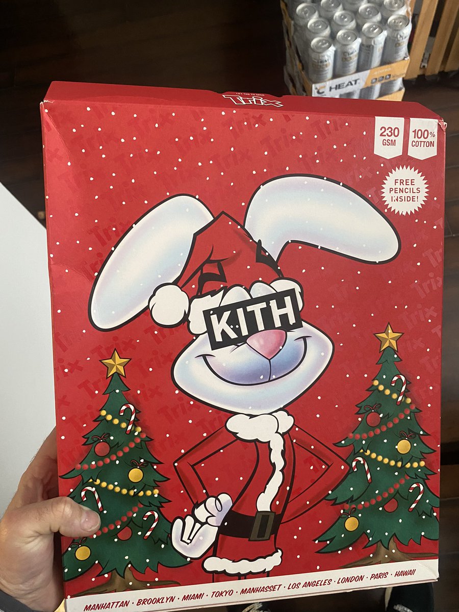 just_tinkering's tweet photo. @kith_cs @KITH seriously almost a week and no one has responded to either replace my damaged items or give me a refund. TERRIBLE customer service. #kith #replace #CustomerExperience #return #help https://t.co/eKM9EqslSf