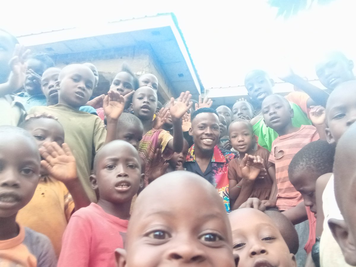We give thanks to the Lord for his unfailing love. Lord thanks for the mercy that you shown us the entire God's grace children's home foundation.  That we are living today. Lord help us sacrifice our love and care to those who are in need. Amen 🙏