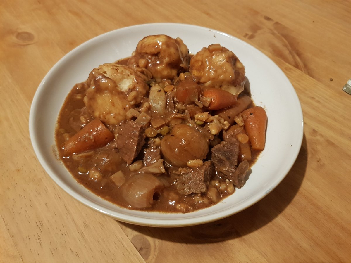 BlokeFromCas's tweet photo. It's been another stew and dumplings for tea kind of a day, don't you think?
#SoulFood #ComfortFood #ProperSnap https://t.co/epZntwGWSM