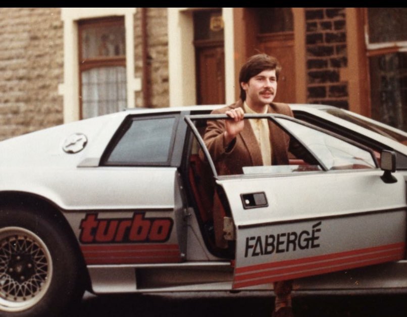 @PaulCowland_ @DrewPritchard me 40yrs  ago  promoting my first ever hairdressers shop @SalvageHunters @QuestTV #salvagehuntersclassiccars #classic #classiccars