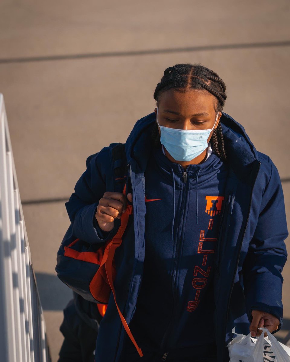 IlliniWBB's tweet photo. First @B1Gwbball road trip of ‘22! 

Wheels up for Columbus! ✈️

#Illini https://t.co/NbDicj25CH