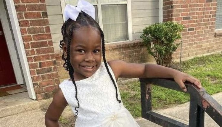 tyrathetaurus's tweet image. Sharing this because I haven’t seen much coverage on social media. Arianna Delane, the 4 year old niece of George Floyd, was shot in her bed in a targeted attack. It took police 4 fucking hours to show up.