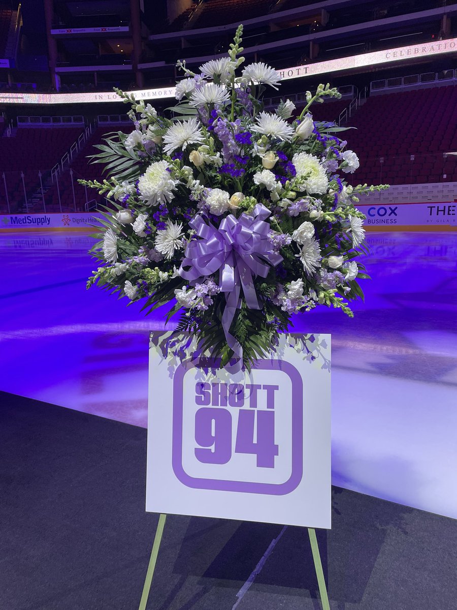 KristenKeogh's tweet image. Today we celebrate our friend 💜