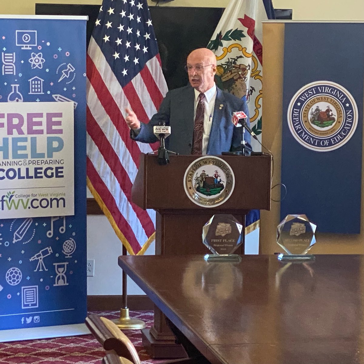 Today, Senate President Craig Blair joined <a href="/WVEducation/">West Virginia Department of Education</a> and <a href="/WVHEPC/">WV HEPC</a> to announce the launch of Academic Showdown, a new academic competition for our state’s high school students. “We are so excited to be able to showcase our best and brightest students and watch them compete”