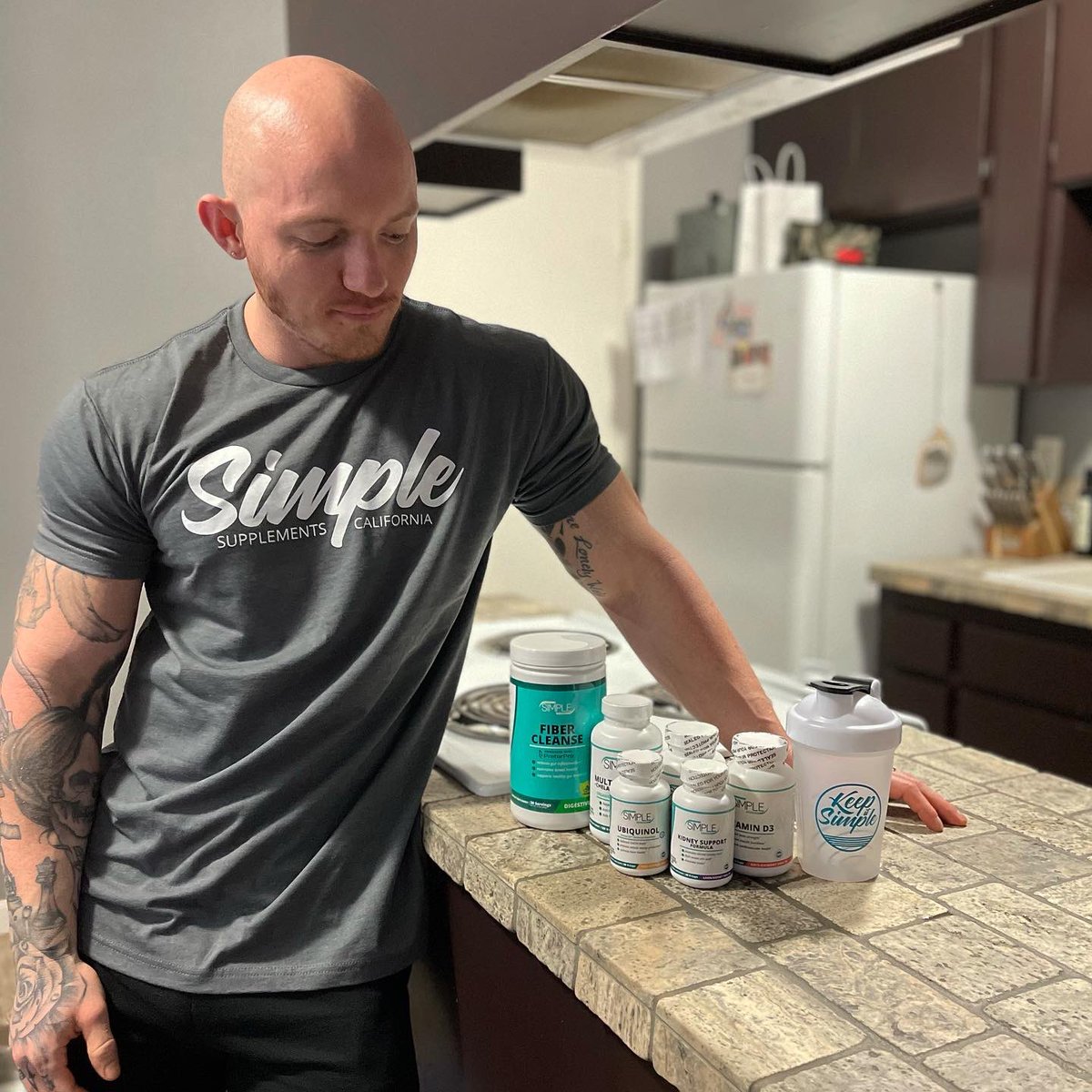Do you take your internal health seriously?
Hit up simple supplements for your best micronutrient needs!!
Code - MD 
Save money/support your boy
#ifbbpro #mensphysique #health #supplements #bodybuilding #keepitsimple