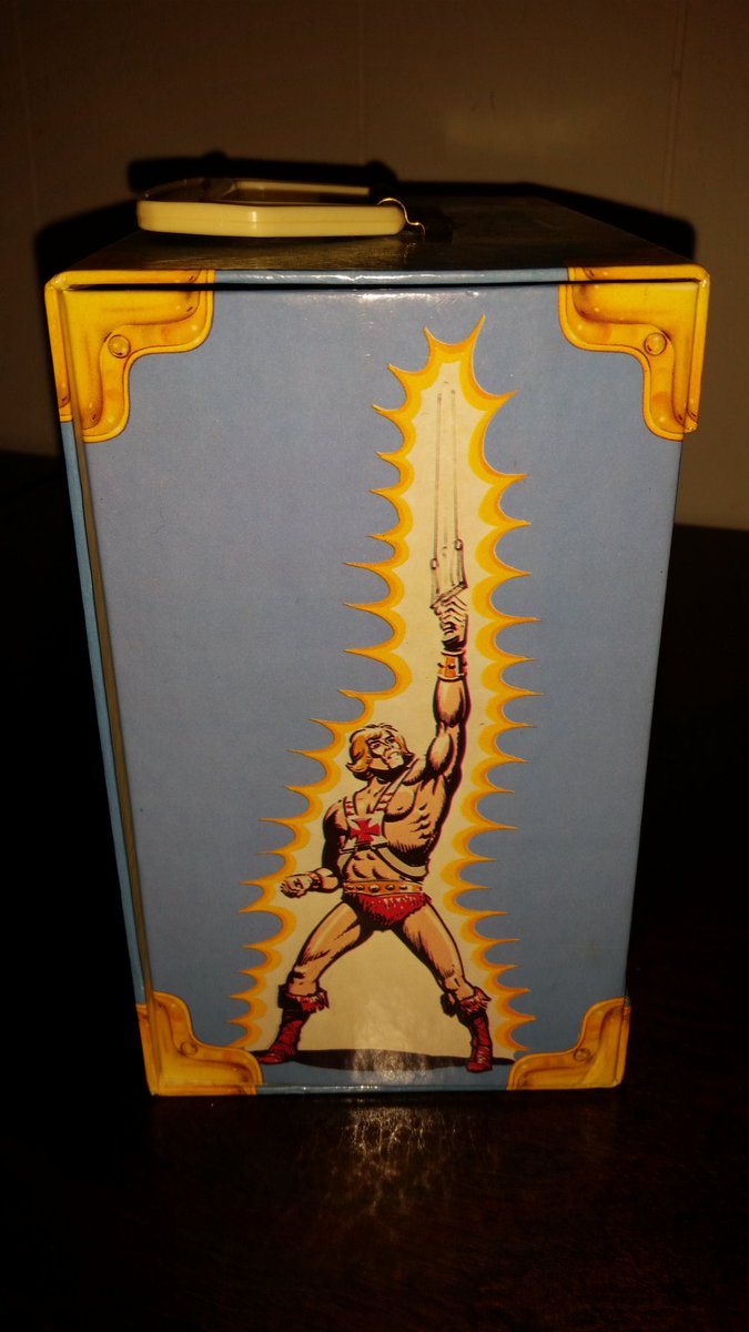HeManIsMyHero's tweet photo. I love these books with records and I got a few. So here's my MOTU Record Tote by Kid Stuff that holds them. It's awesome and I love it!π€ππ€ #RecordTote #KidStuff #HeMan #AddictedToHeMan #MOTU #GreatestToysEverMade #GreatestFranchiseInTheUniverse https://t.co/z02LGhii4Y