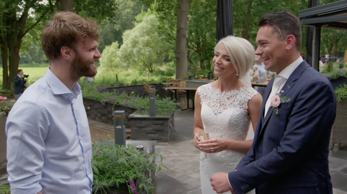 bedankt als je keek naar de eerste aflevering van #overmijnlijk! als je het terug wil kijken, dat kan hier:

bit.ly/OML-1