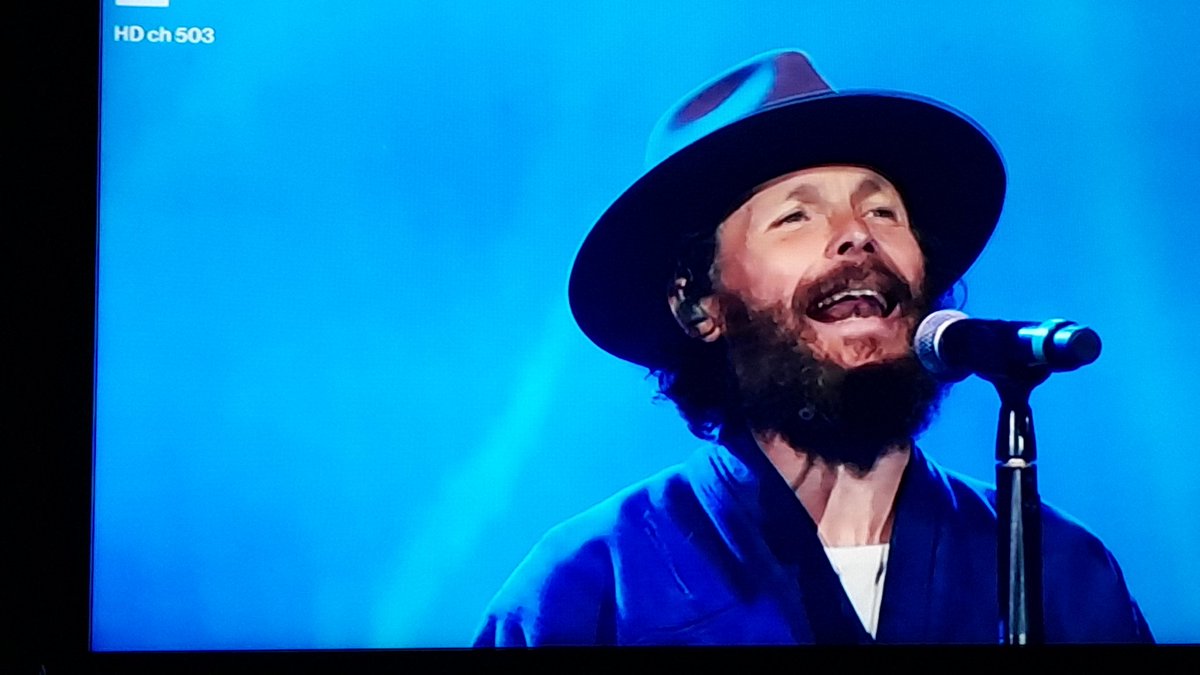 IeriVeronica's tweet photo. No vabbè..che bella emozione e quanto mi emozioni @lorenzojova https://t.co/OhISUgWRUo