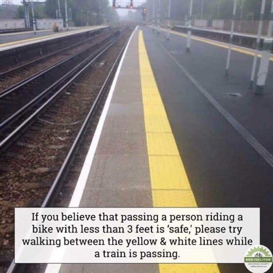 LCyclable's tweet photo. Si vous pensez qu’un trait de peinture suffit pour rendre la rue cyclable, essayez de marcher à gauche de la ligne jaune pendant que le train passe… 

via @urbanthoughts11 https://t.co/x11pbHt7cg