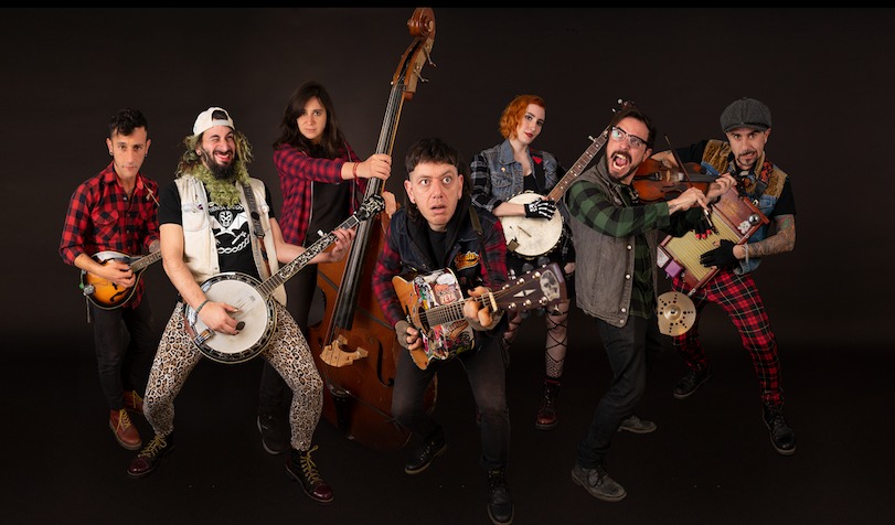 Get into a musical adventure with the Argentinian band <a href="/AngryZeta/">Angry Zeta</a> ! Outlaws with a pseudo-punk attitude, you won’t be able to look away⏩bfan.link/front-porch-mu…

#angryzeta #buenosaires #americana #worldmusic #argentina #punkmusic <a href="/slammin29/">Bruce Bradley</a> <a href="/slamminespanol/">Slamminespanol</a>