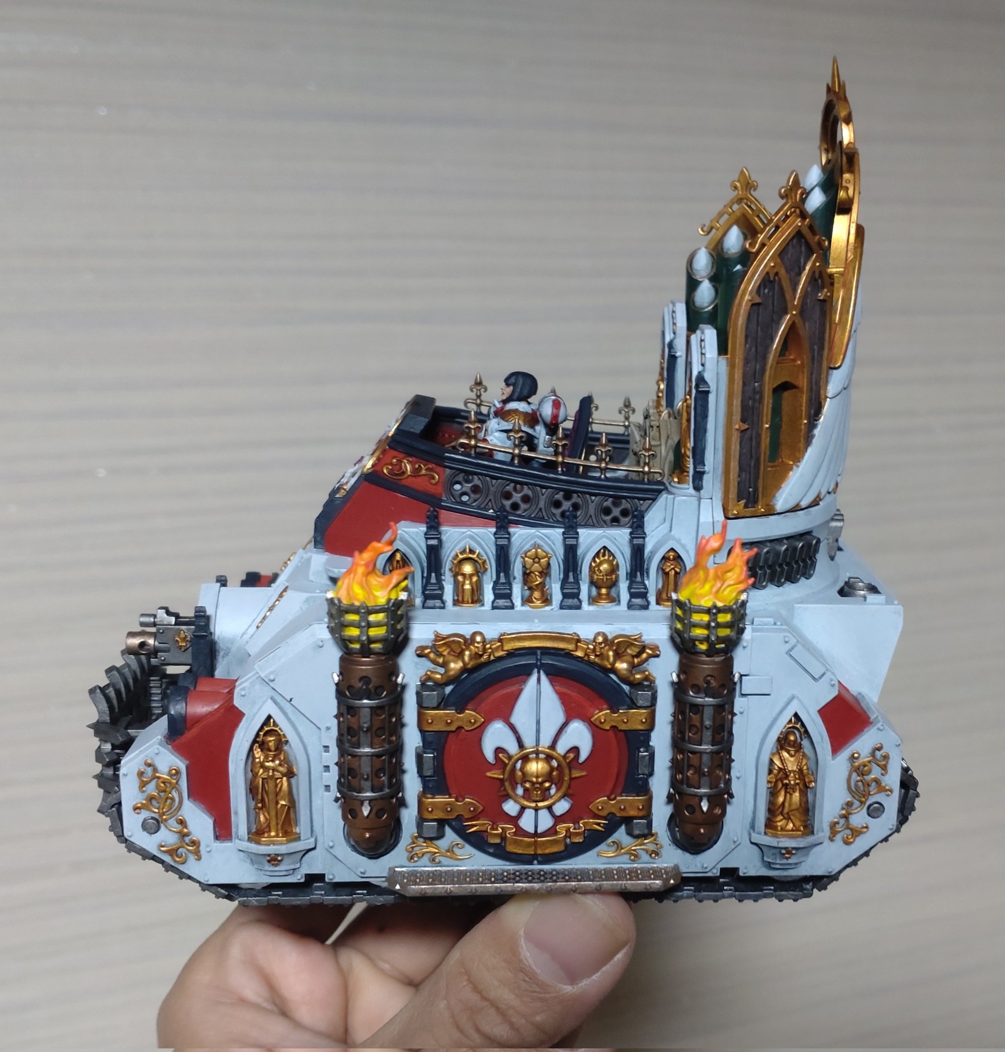 品質が exorcist tank 40k アデプタソロリタス エクソシスト 模型