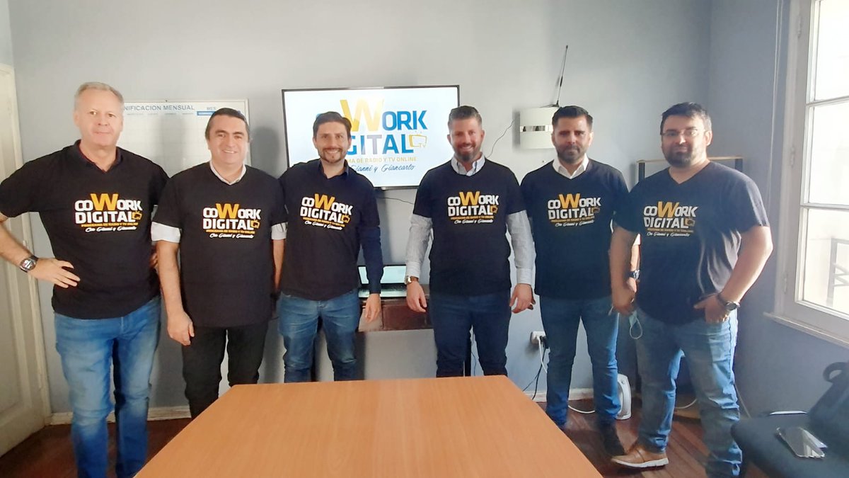 GiancarloMkt's tweet photo. Nace un nuevo proyecto con @gcontenla #coWorkDigital dando más voz a las empresas medianas. https://t.co/62cRl0RkDf