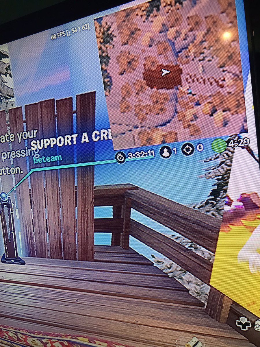 Alexander Gartner tweet media