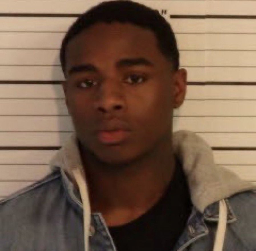 Akademiks's tweet photo. Young Dolph suspected killer is wanted by the US Marshals. He is 23-year-old Justin Johnson. He is wanted for first degree murder. https://t.co/AyF3zj9odr
