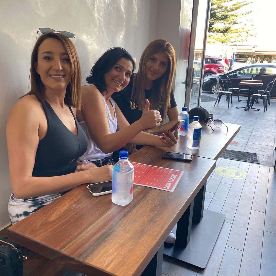 Happy Faces 😊⁣
⁣
#happycustomers #coogee #cafe #stevieandmarli