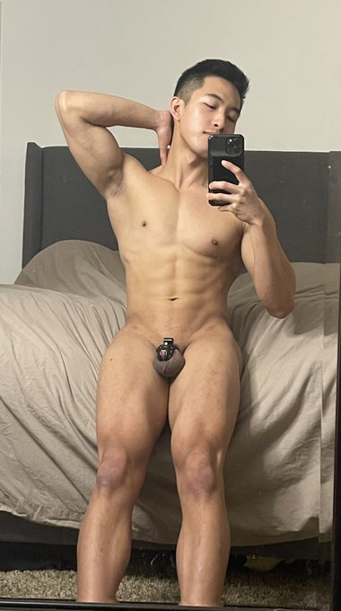 Quads have been feeling thick lately https://t.co/dhKBsQ70en<a href="/tag/mordax90"class="tags"><span>#mordax90</span></a><a href="/tag/hilt95"class="tags"><span>#hilt95</span></a>