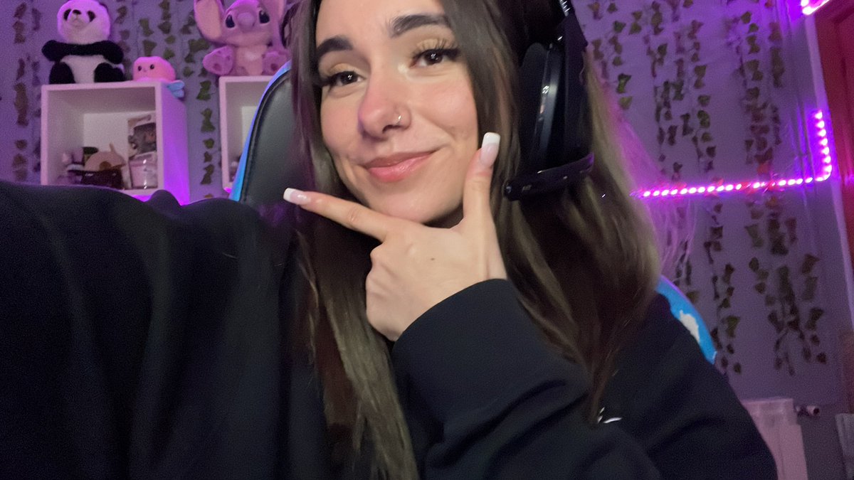 Las subo porque @frm3_  me dijo que salgo linda