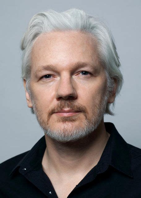 Assange granted the right to appeal extradition – UK High Court FIYS_IcXsAMKI3M?format=jpg&name=small