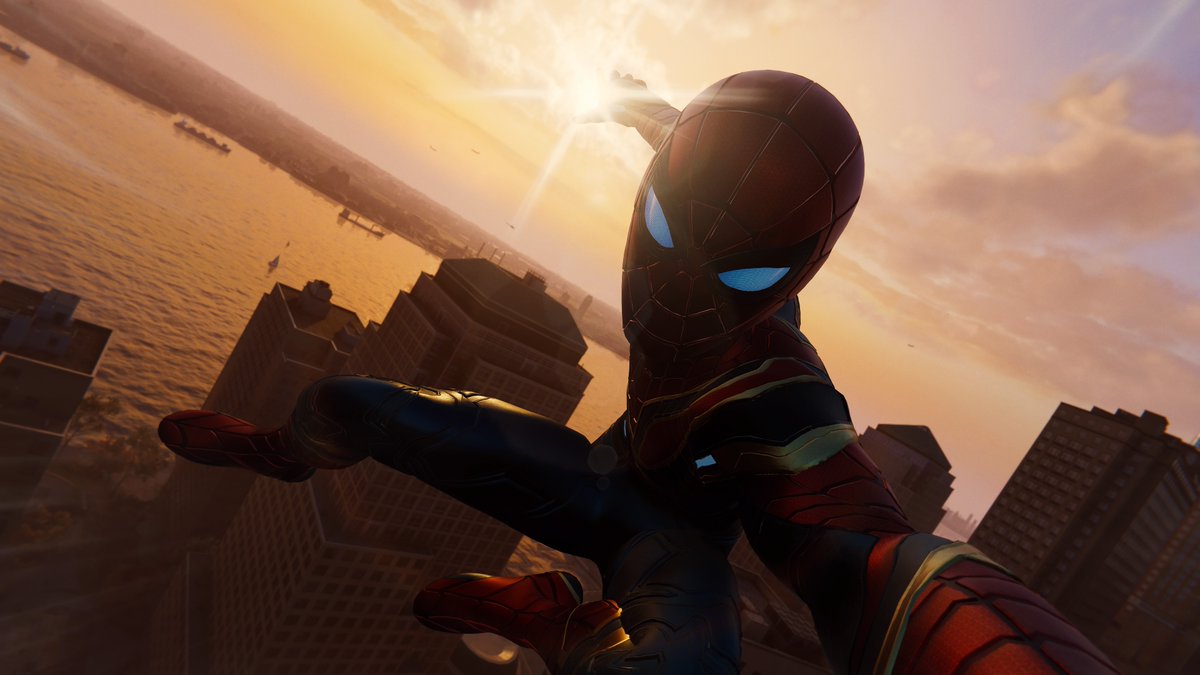 Vidpost1's tweet photo. "The power of the sun, in the palm of my hand"                                                            #spidermannowayhome #MarvelsSpiderManRemastered https://t.co/HrU3HDAyEn