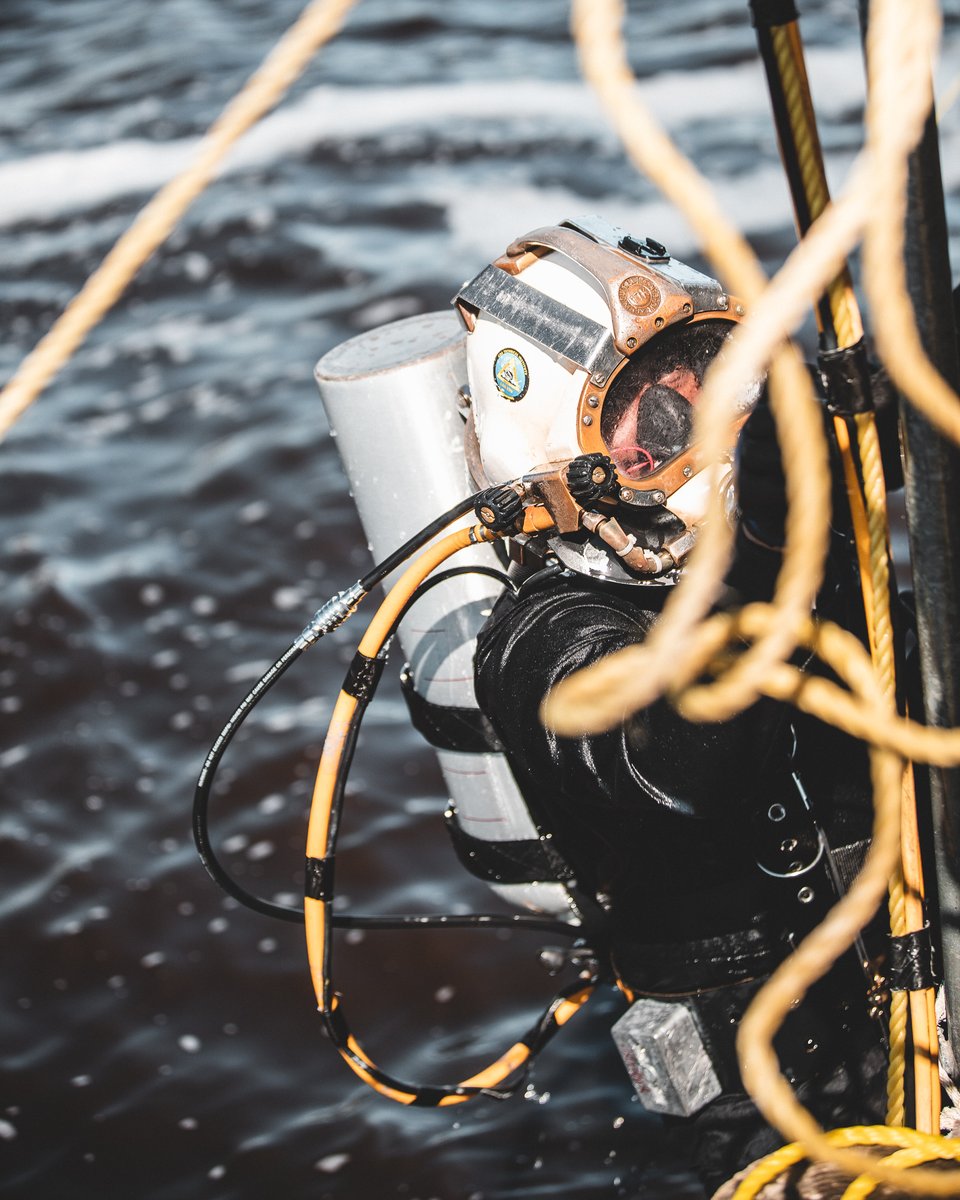 CDAtechnical's tweet photo. What draws you to Commercial Diving?? 

Start your path to become a Commercial Diver at CDA Tech! #CDADiver

💥 Enroll Today 👉 Link in Bio! https://t.co/IapWiZxFmC