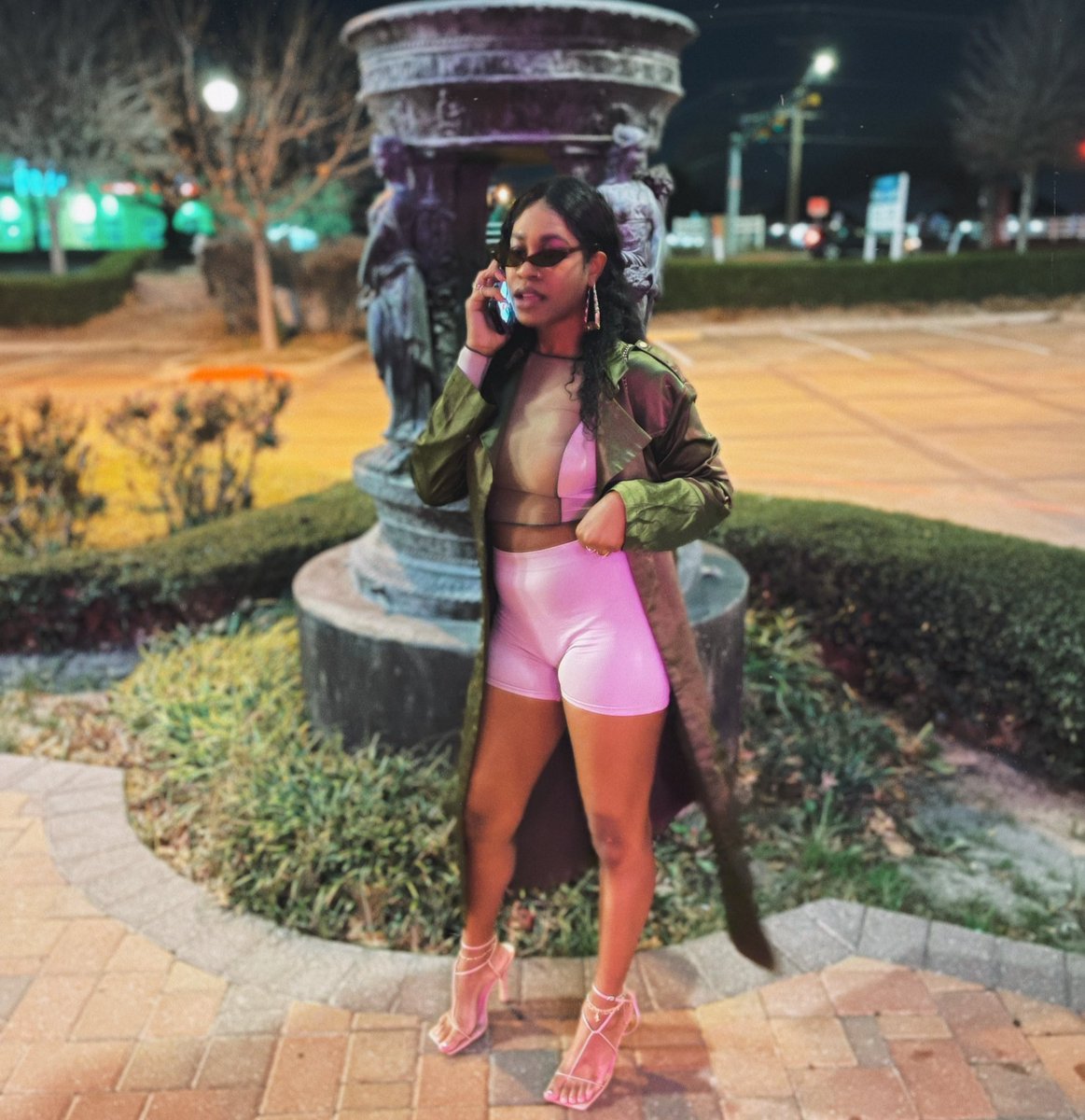 plugssdaughtaa's tweet image. 🤍🤍