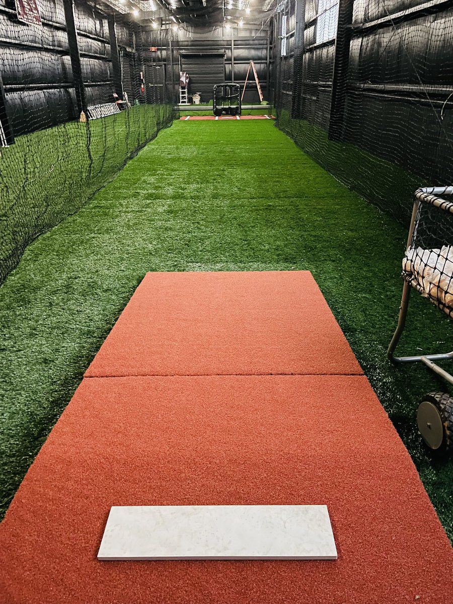 demonhardball's tweet photo. First tunnel in the new Demon Den is up and ready. #workbegins https://t.co/OEOYH5pMTy