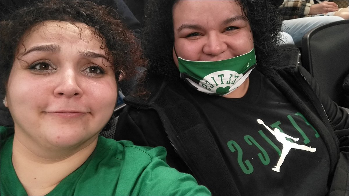 RaemenNoodles's tweet photo. Cheated the system #Row5 #BleedGreen https://t.co/TPM1YtVnbC